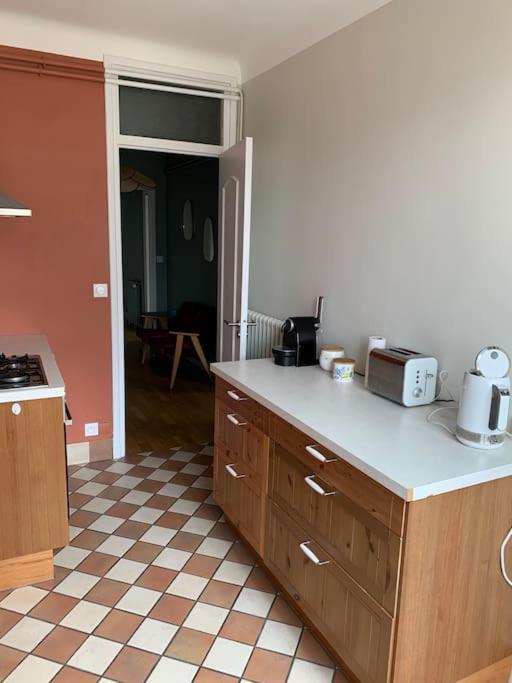 Appart 90M2 Lumineux, Centre, Vue Eglise Penchee Caen Exteriör bild