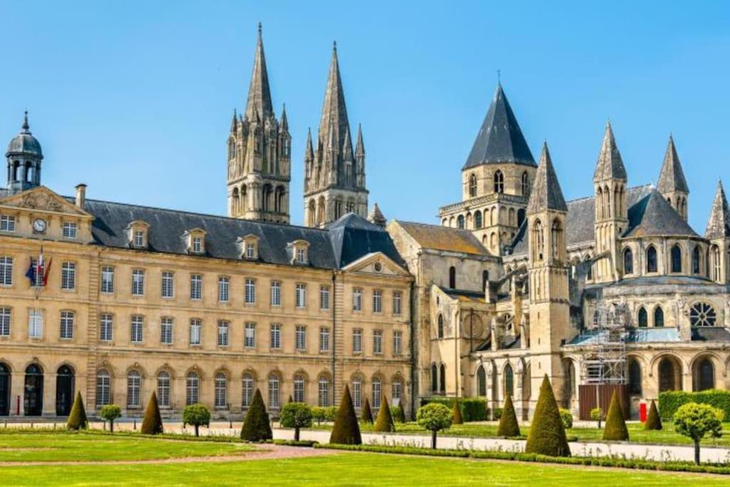Appart 90M2 Lumineux, Centre, Vue Eglise Penchee Caen Exteriör bild