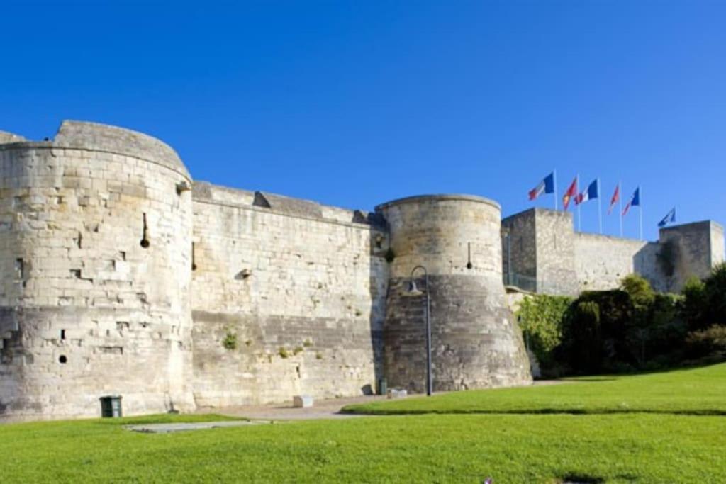 Appart 90M2 Lumineux, Centre, Vue Eglise Penchee Caen Exteriör bild