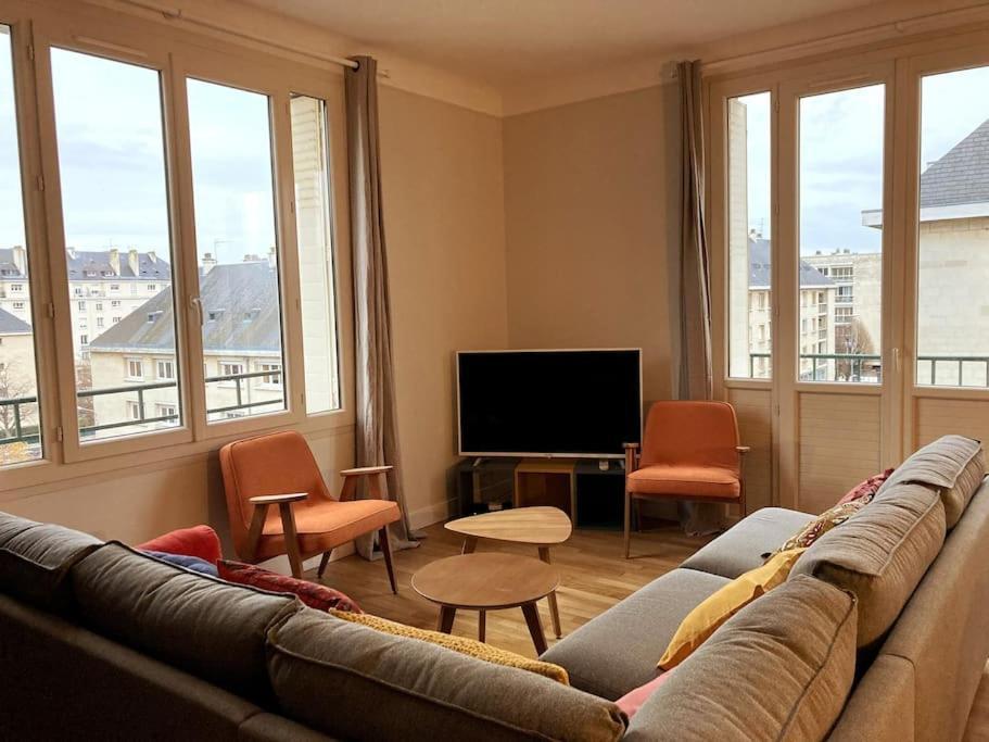 Appart 90M2 Lumineux, Centre, Vue Eglise Penchee Caen Exteriör bild